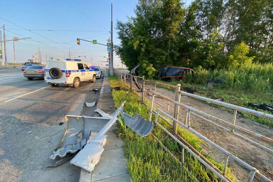 В Верхней Пышме произошла смертельная авария с каршеринговым автомобилем |  05.07.2024 | Екатеринбург - БезФормата